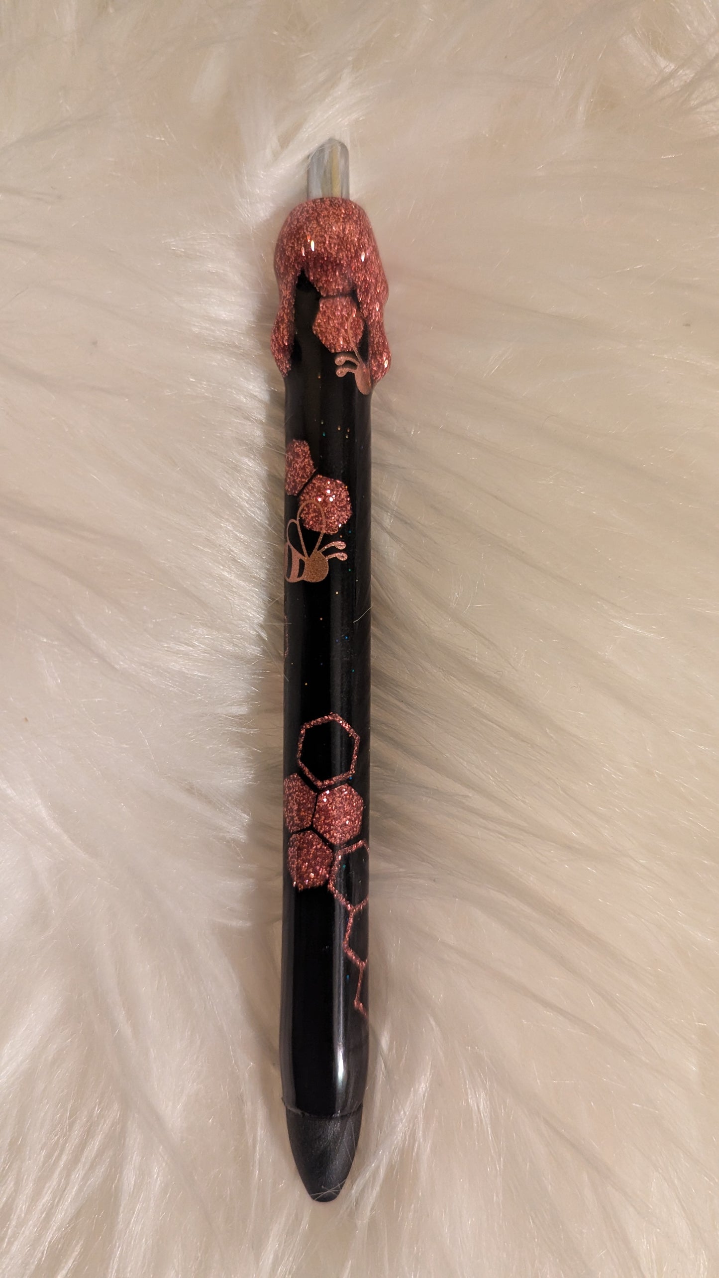 Honeycomb Bee Pens